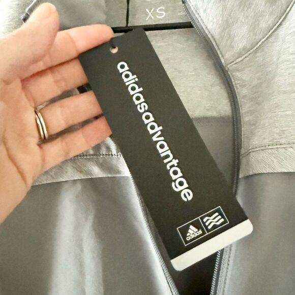 NWT Adidas Advantage Long Sleeve Lightweight Half Zip Pullover - XS - Picture 5 of 7